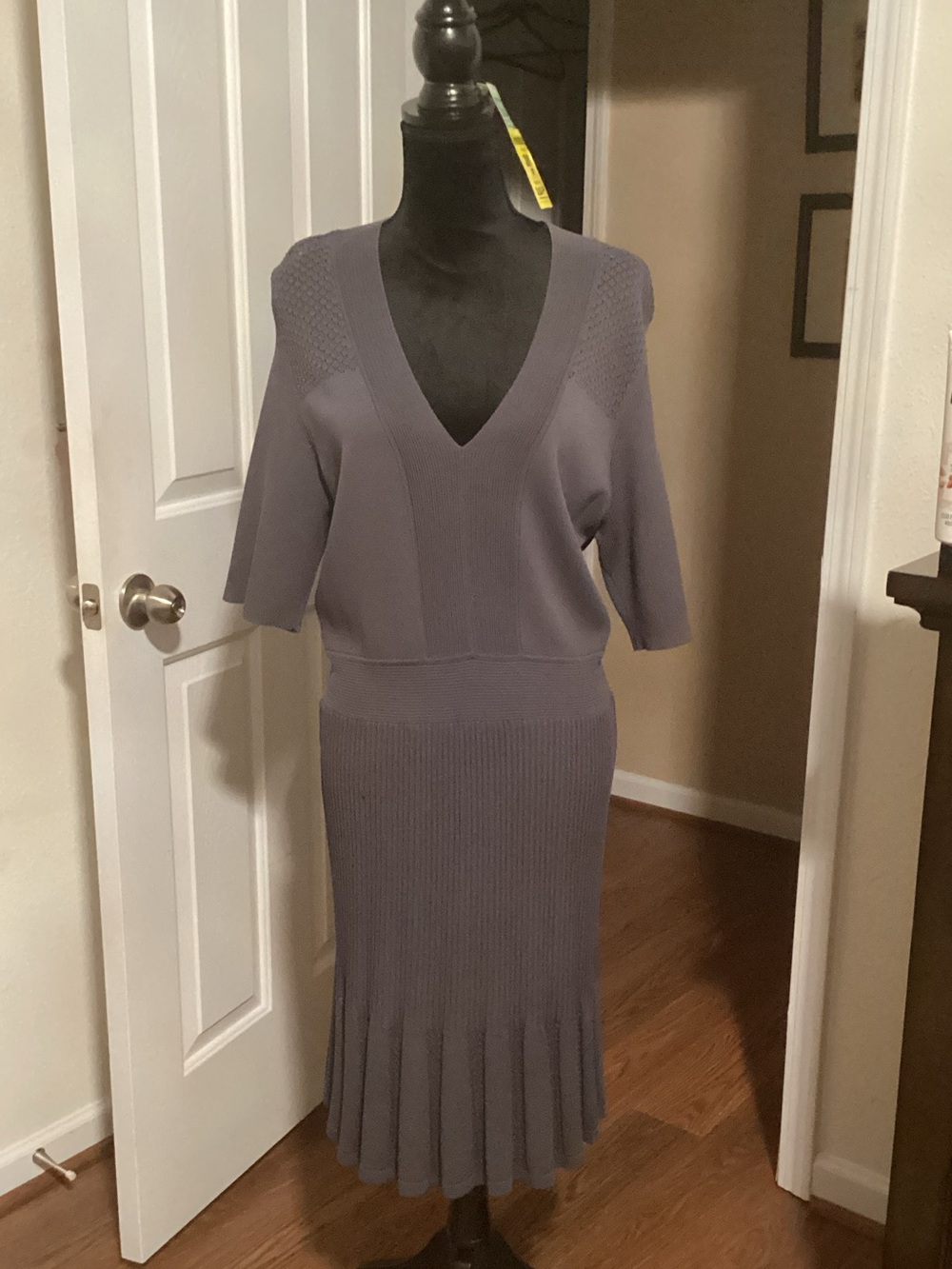 Badgley Mischka V-Neck Midi Knit Dress in Dusty Lavender